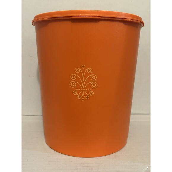 Vintage Tupperware  Canister #1339-5 Orange Container With Lid - Picture 1 of 7